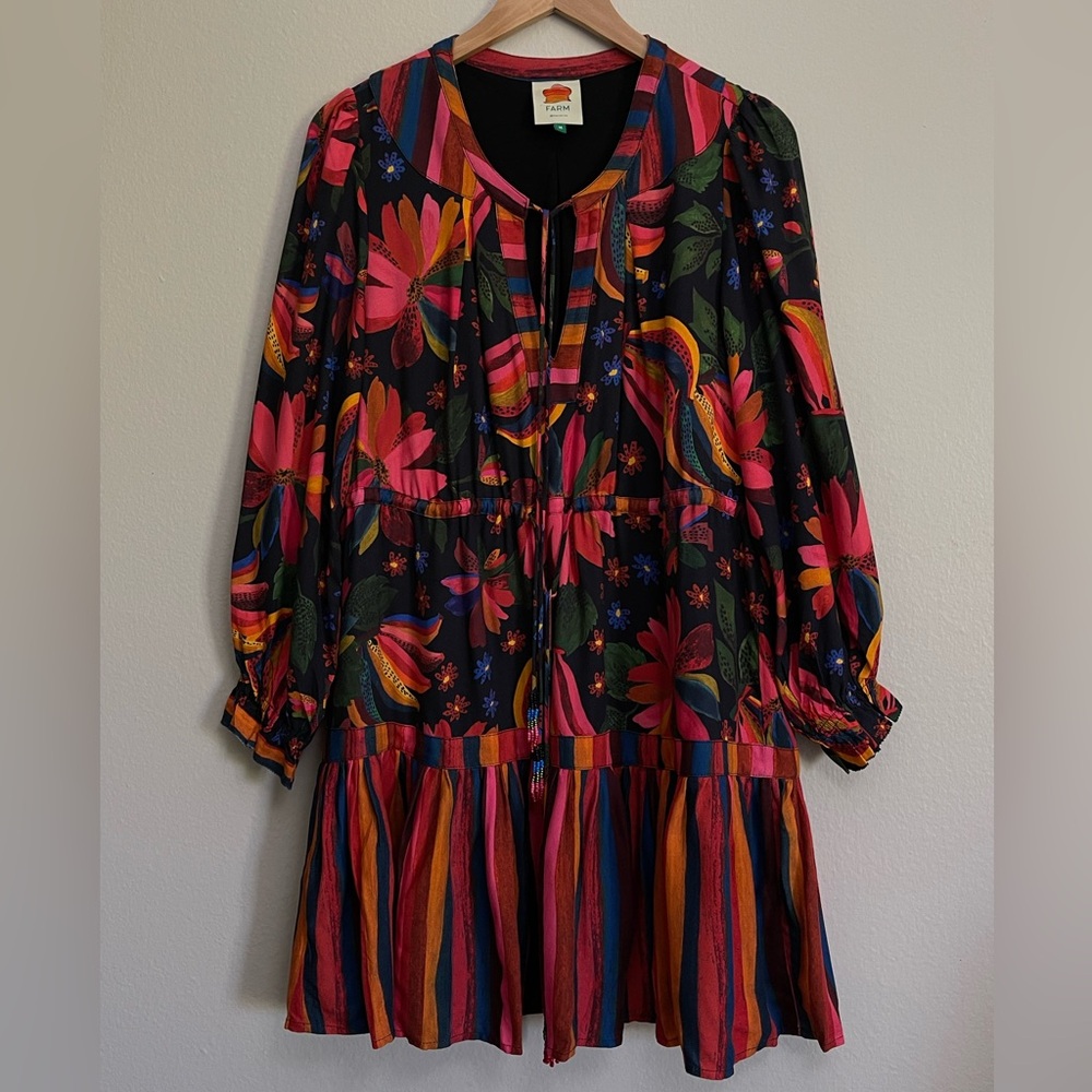 Farm Rio Black Banana Sky Mini Dress size Medium Resort Wear Floral Tropical - Picture 4 of 11